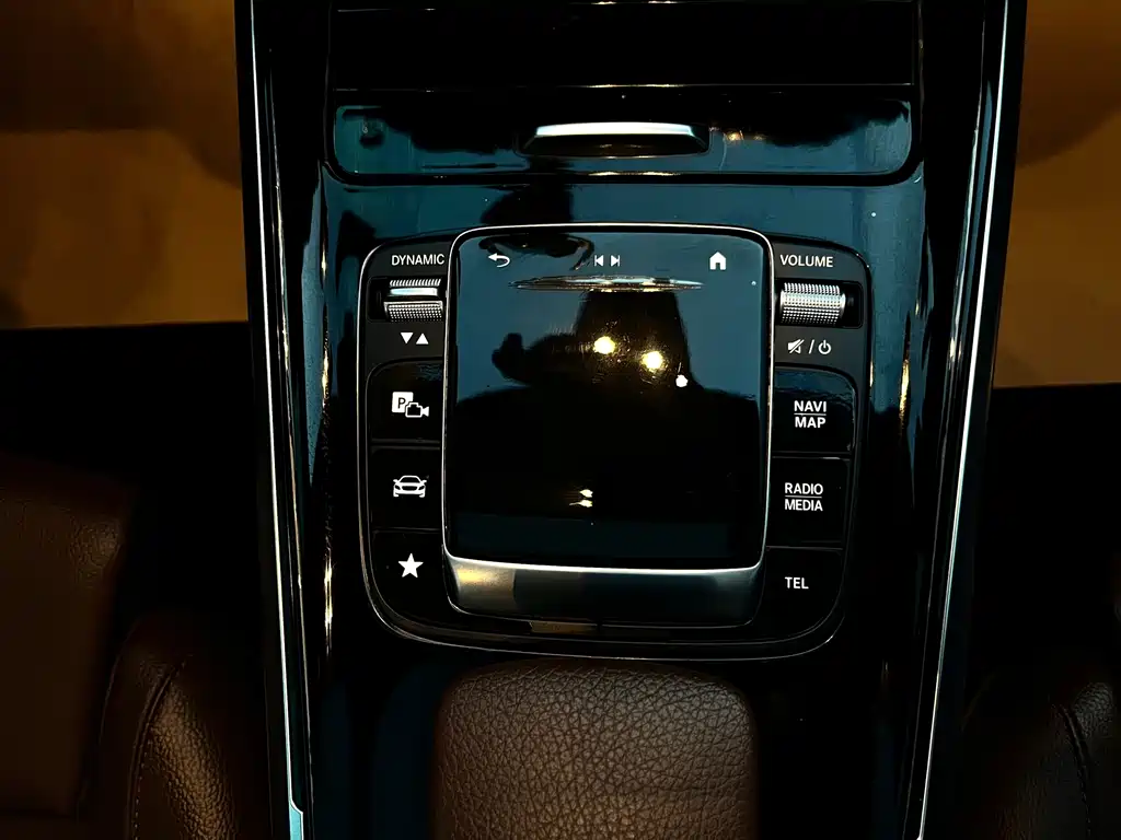 Mercedes-Benz GLB 2020 — фото 23