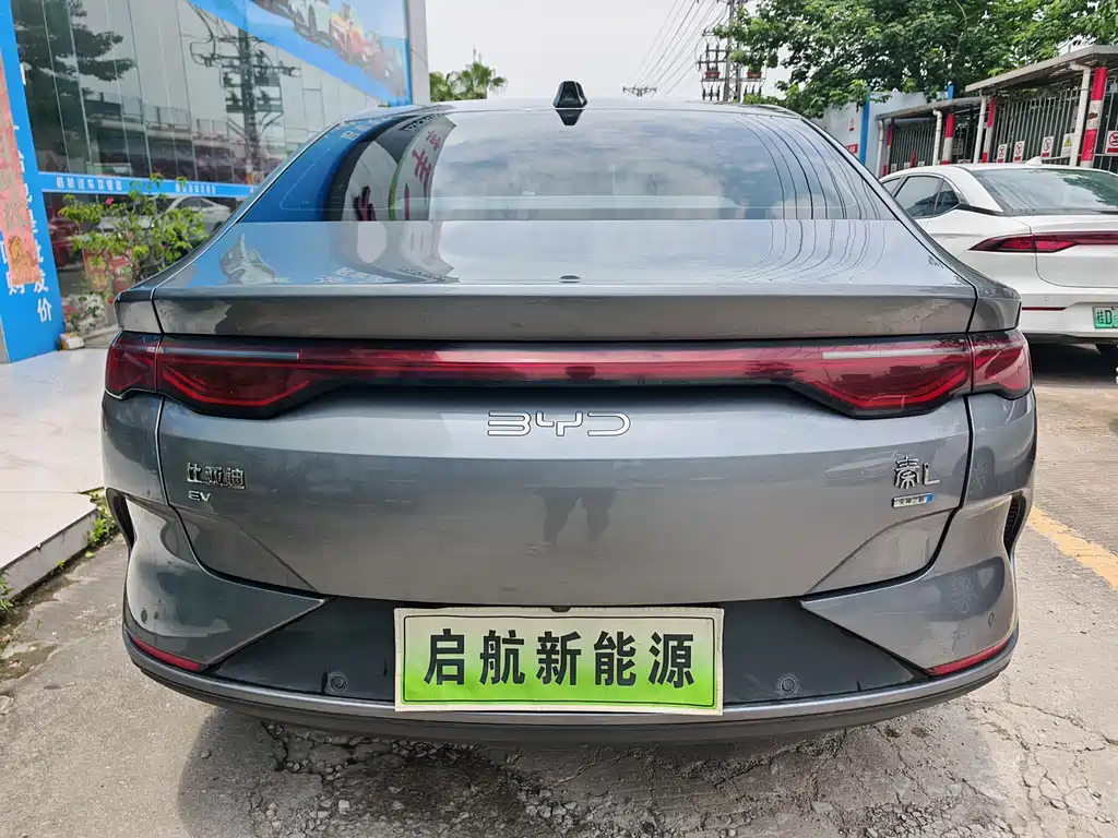 BYD Qin L 2025 — фото 9