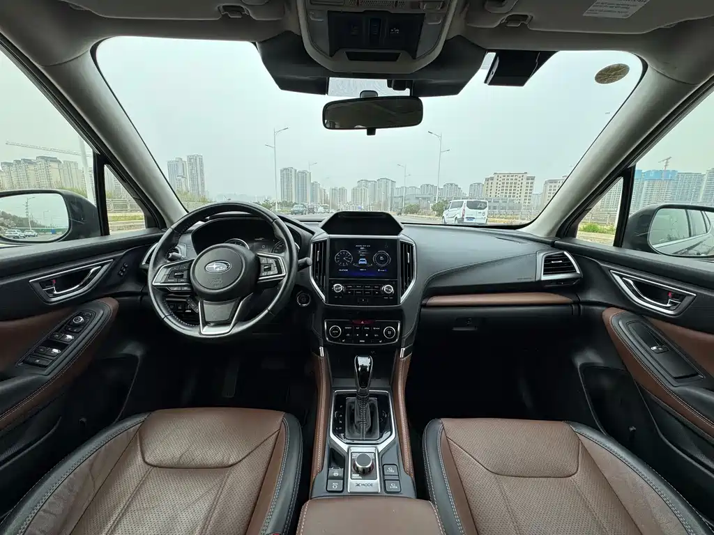 Subaru Forester 2023 — фото 23