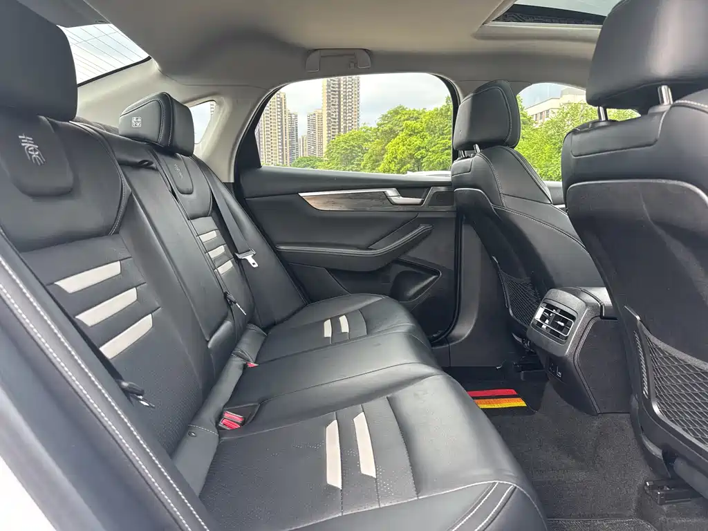 BYD Qin Pro New Energy 2019 — фото 17