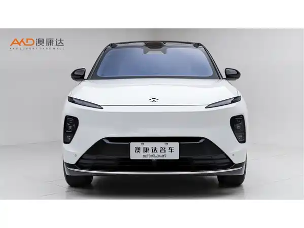 NIO ES8 2024