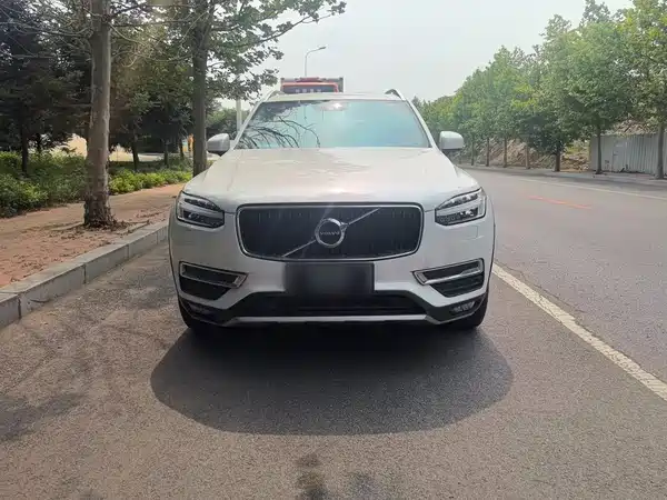 Volvo XC90 2015