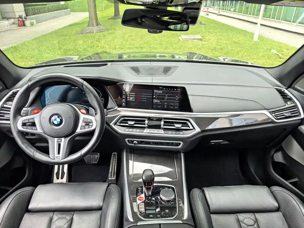 BMW X5 M 2023 — фото 10