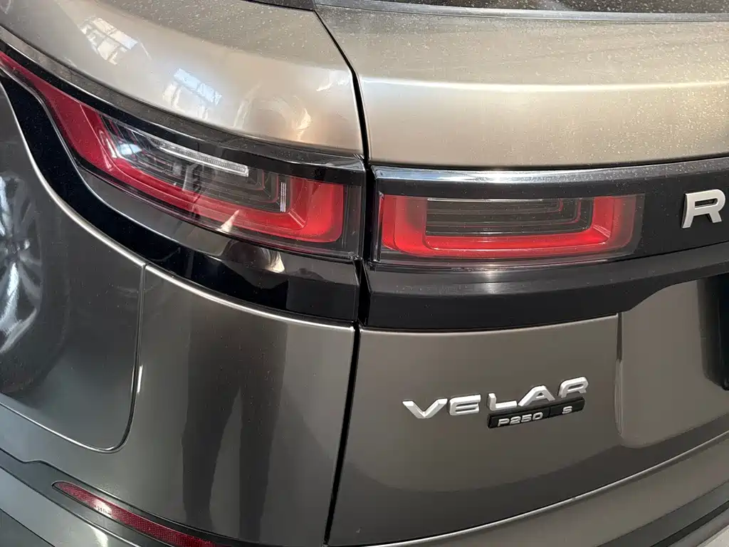 Land Rover Velar 2018 — фото 15