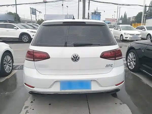 Volkswagen Golf 2020