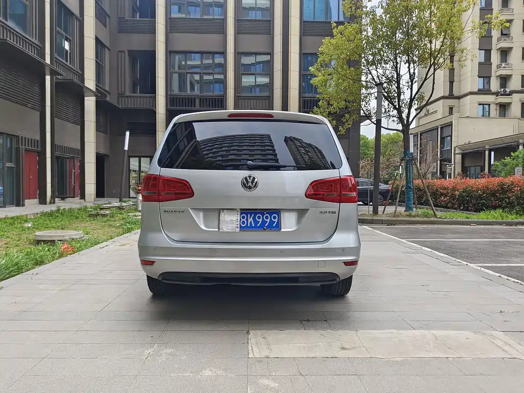 Volkswagen Sharan 2017 — фото 4