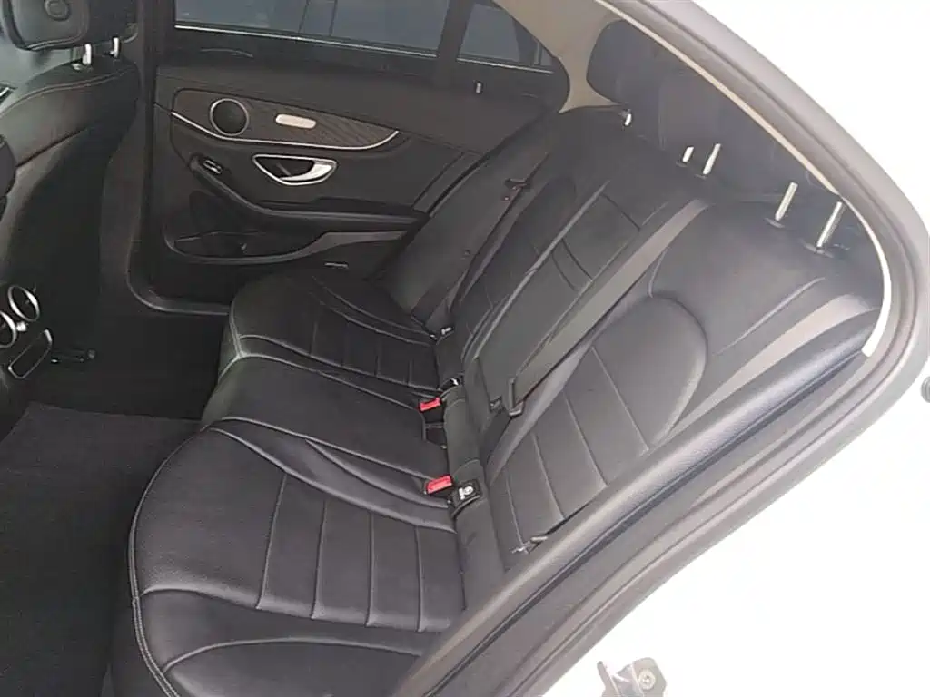 Mercedes-Benz C-Class 2019 — фото 17