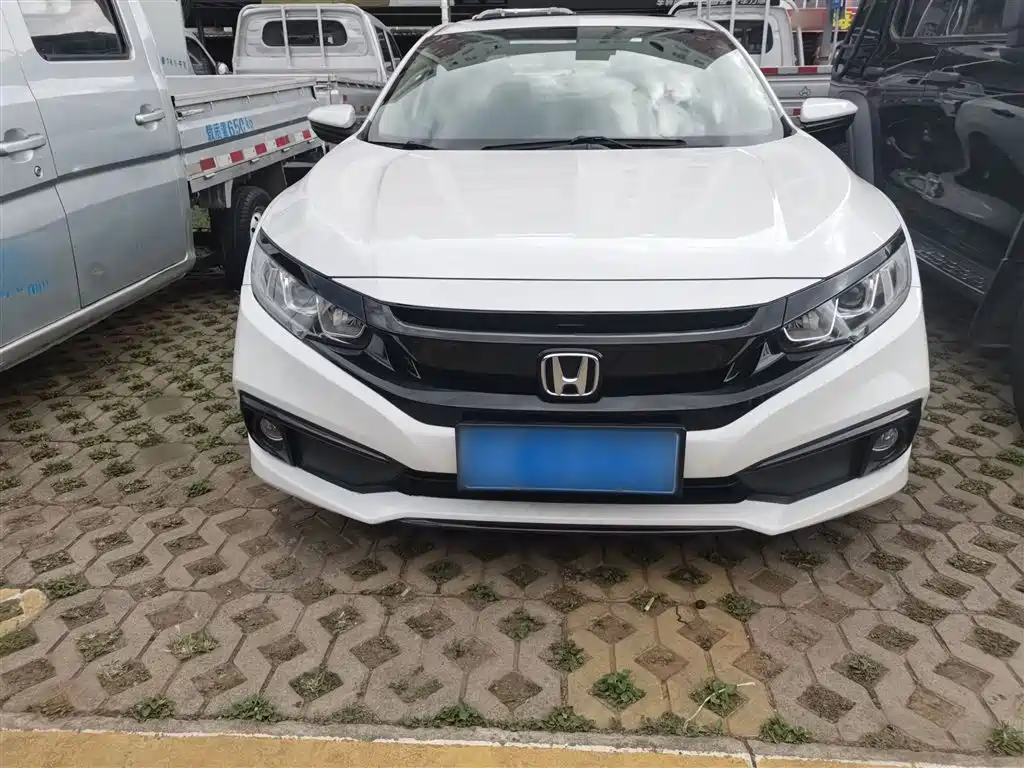 Honda Civic 2020 — фото 8