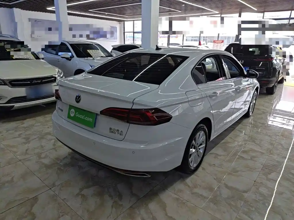 Volkswagen Bora 2021