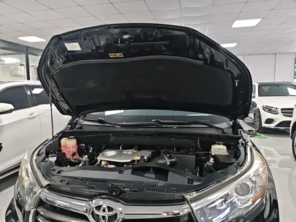 Toyota Highlander 2018 — фото 20