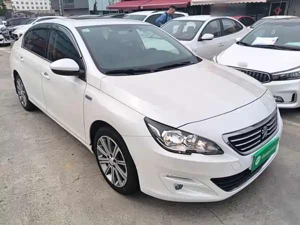 Peugeot 408 2016