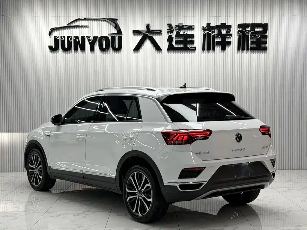 Volkswagen T-Roc 2023