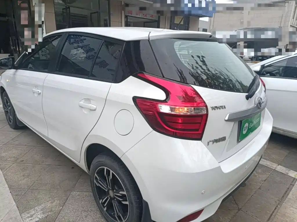 Toyota Yaris L 2017