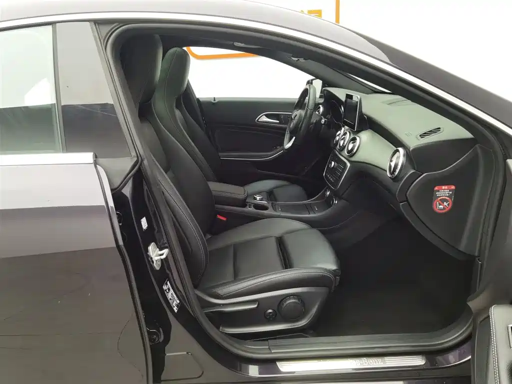 Mercedes-Benz CLA 2016 — фото 23