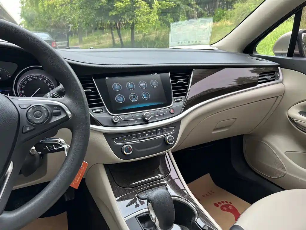Buick Verano 2018 — фото 14