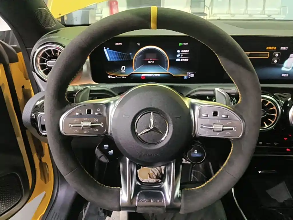 Mercedes-Benz Mercedes CLA AMG 2022 — фото 11