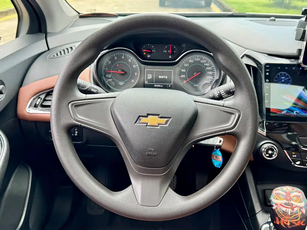 Chevrolet Cruze 2017 — фото 16