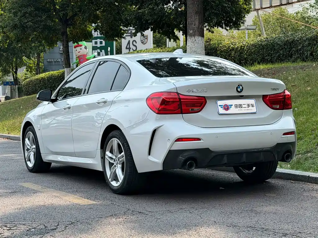 BMW 1 Series 2022