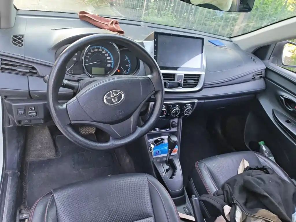 Toyota Yaris L 2019
