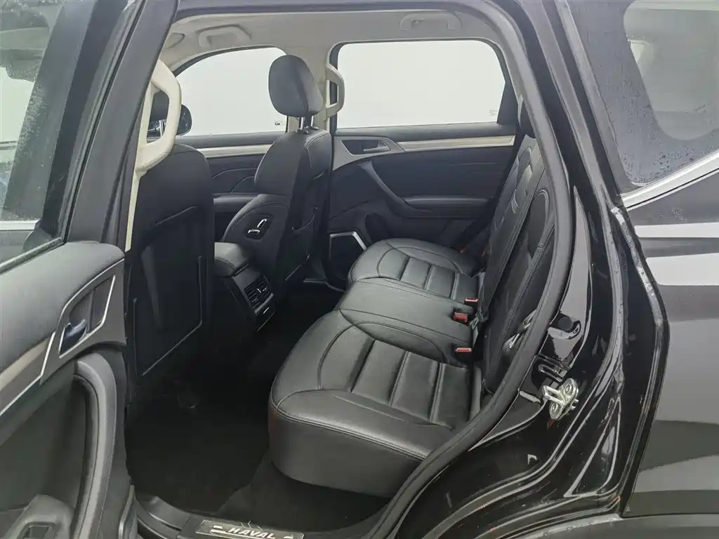 Haval H7 2017 — фото 15