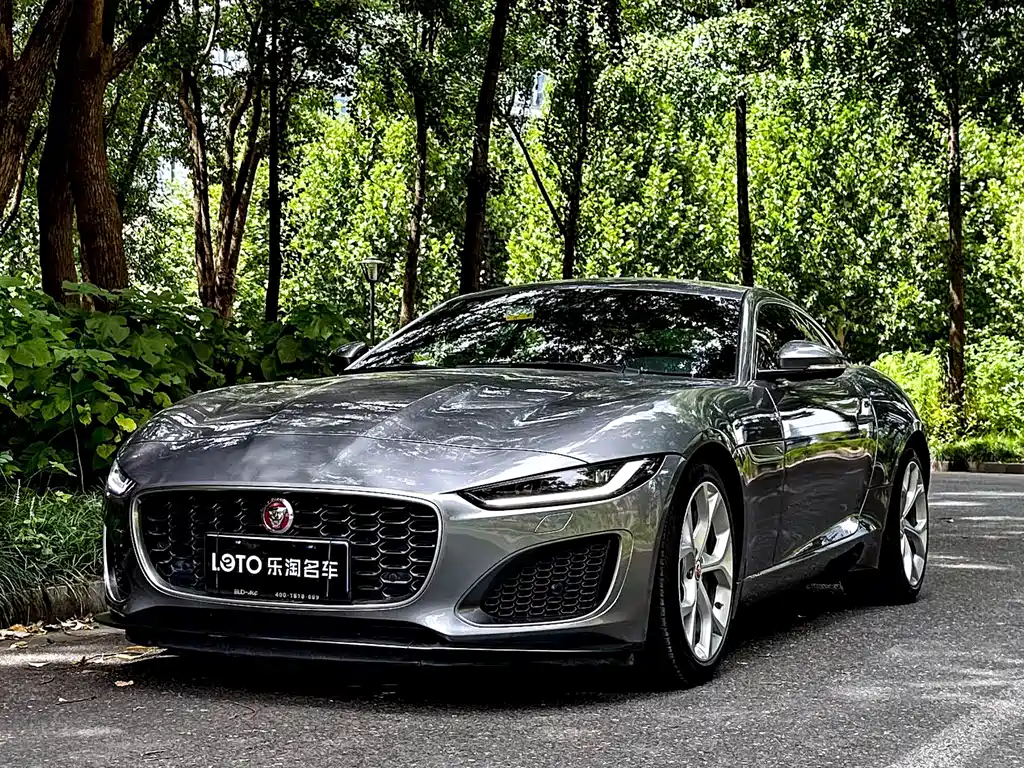 Jaguar F-TYPE 2021 — фото 1