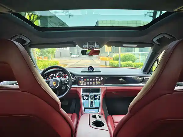 Porsche Panamera 2022