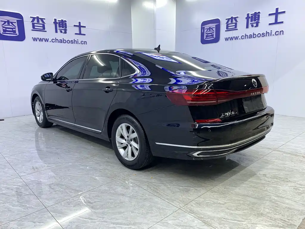 Volkswagen Passat 2022 — фото 17