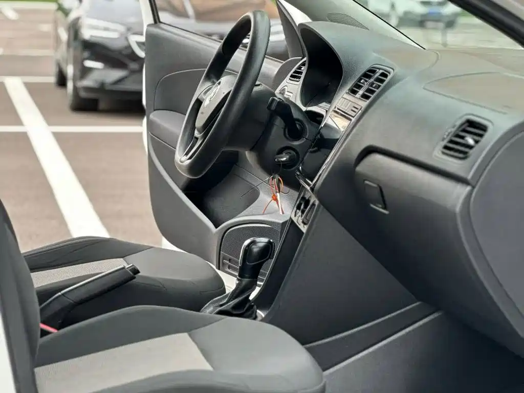 Volkswagen Polo 2018 — фото 14