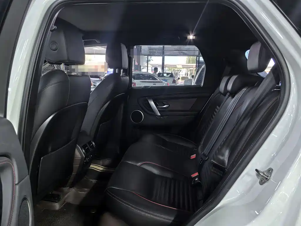 Land Rover Discovery Sport 2021 — фото 12