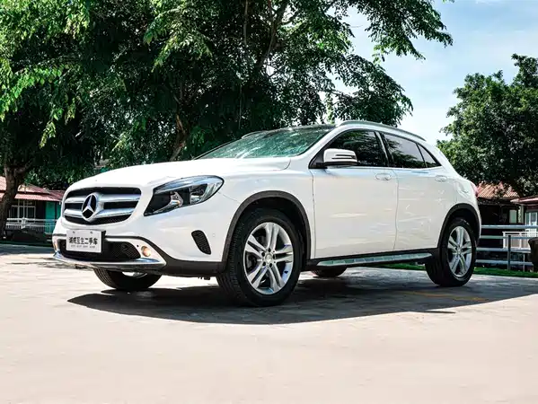 Mercedes-Benz GLA 2016