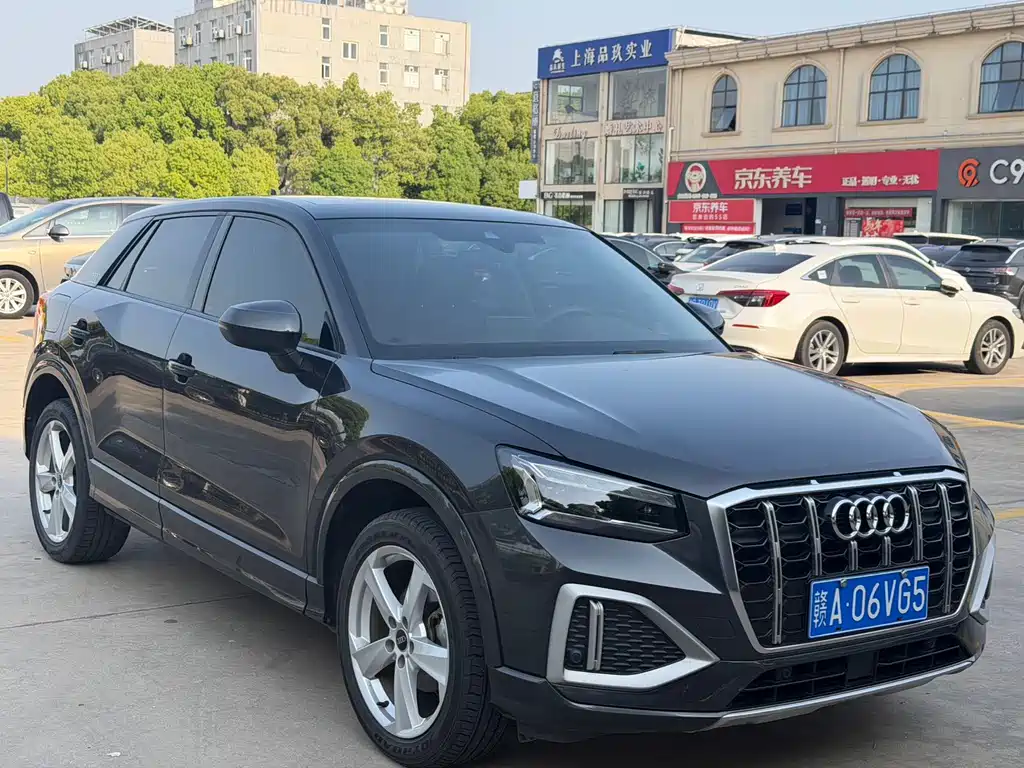 Audi Q2L 2022