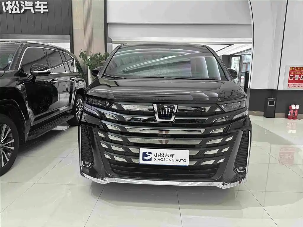 Toyota Vellfire 2024