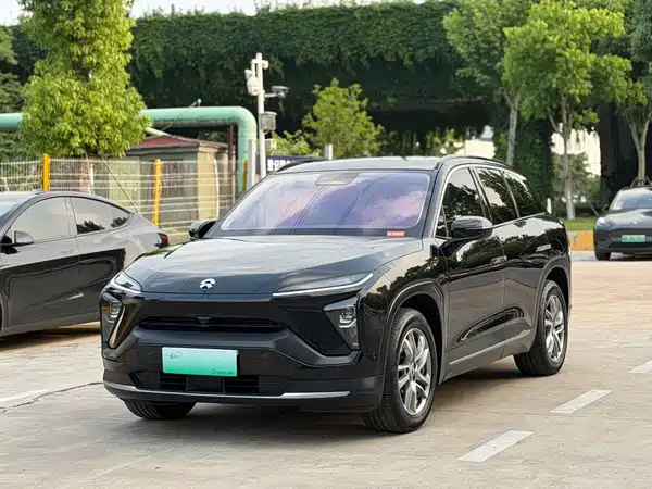 NIO ES6 2020