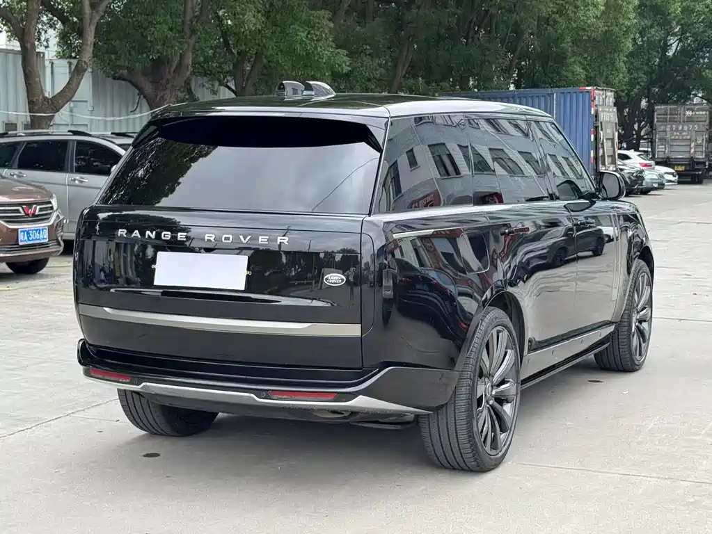 Land Rover Range Rover 2024 — фото 20