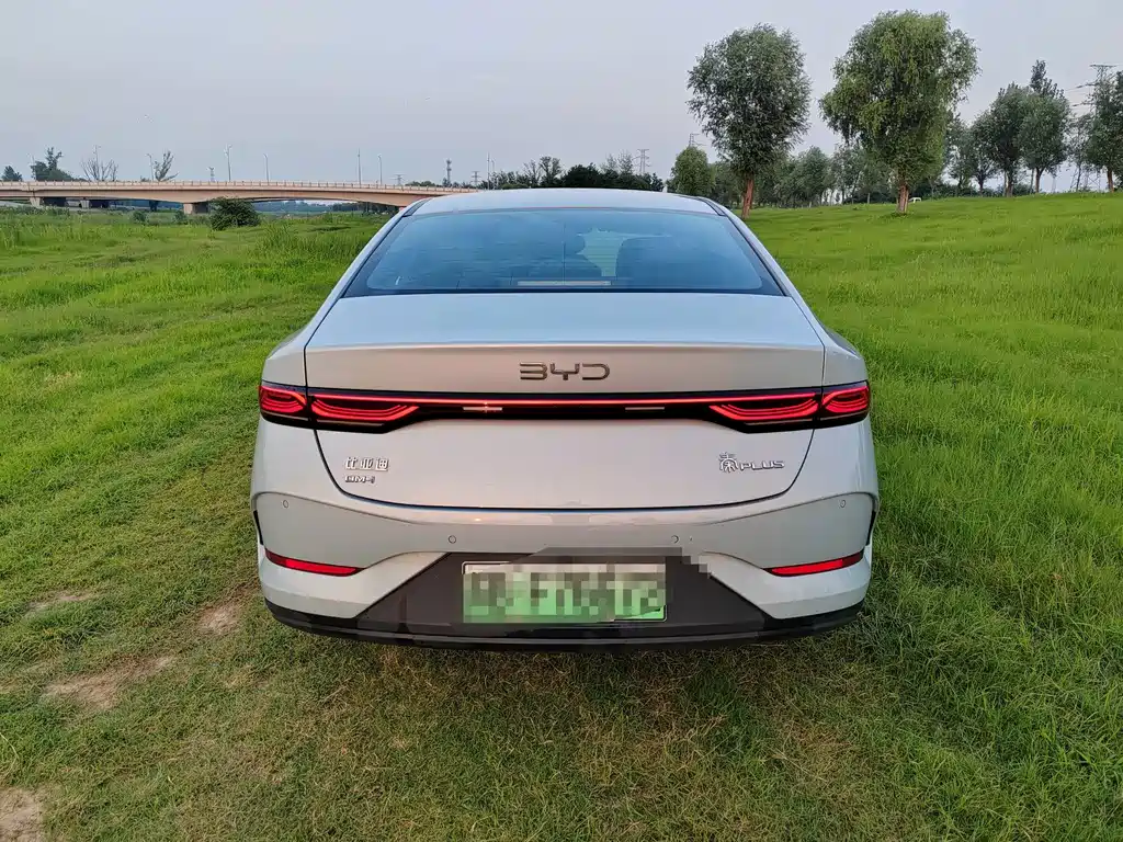 BYD Qin PLUS 2025 — фото 3