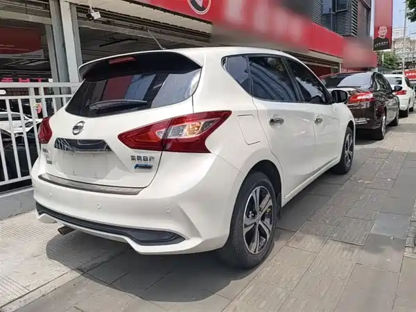 Nissan Tiida 2016