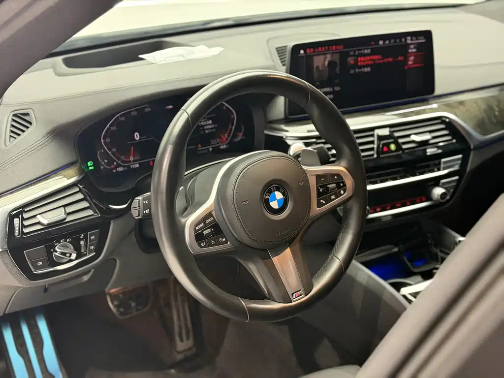 BMW 6 Series GT 2021 — фото 11