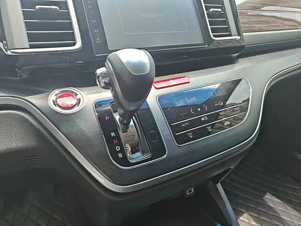 Honda Elysion 2018 — фото 14
