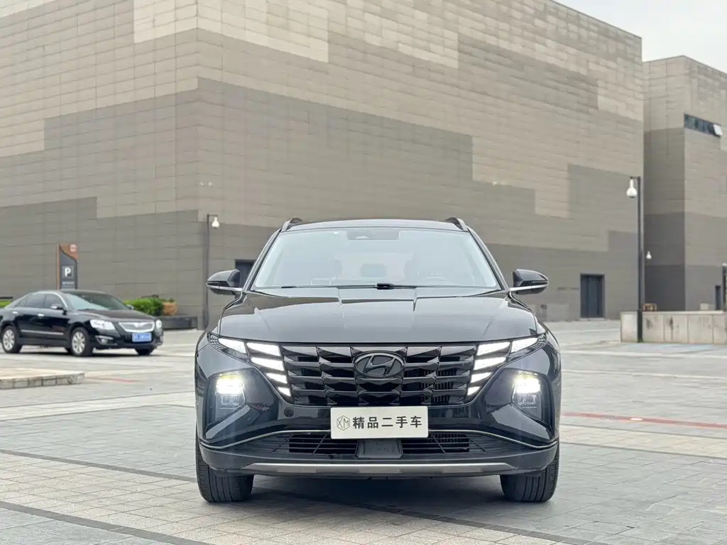 Hyundai Tucson 2023 — фото 2