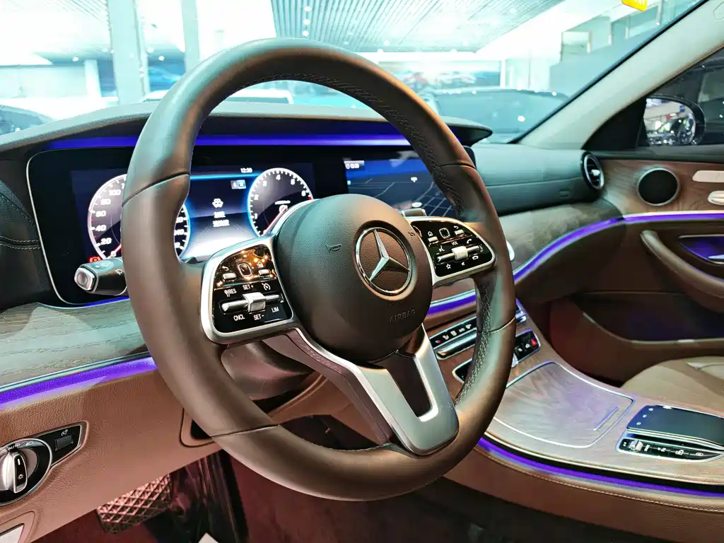 Mercedes-Benz E-Class 2020 — фото 7