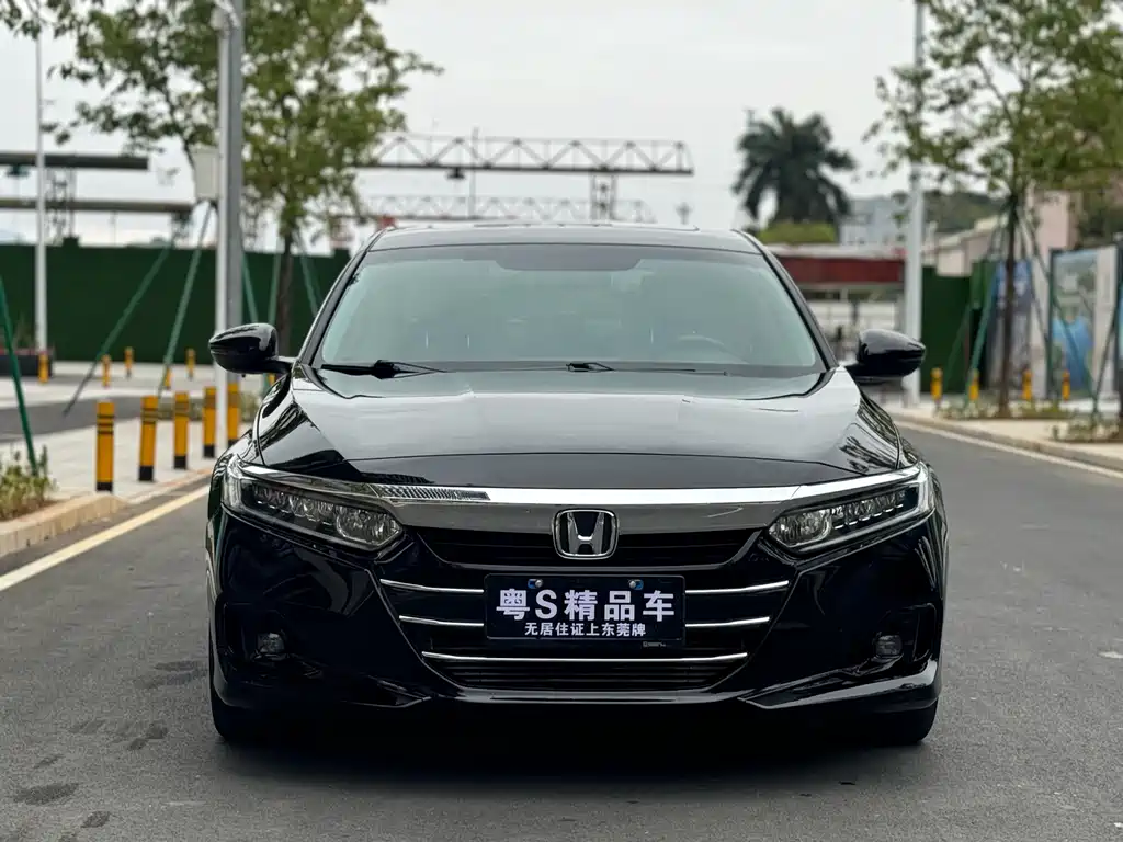 Honda Accord 2022 — фото 2