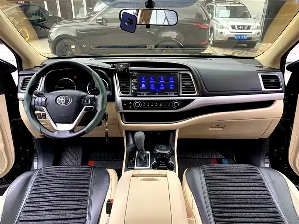 Toyota Highlander 2018
