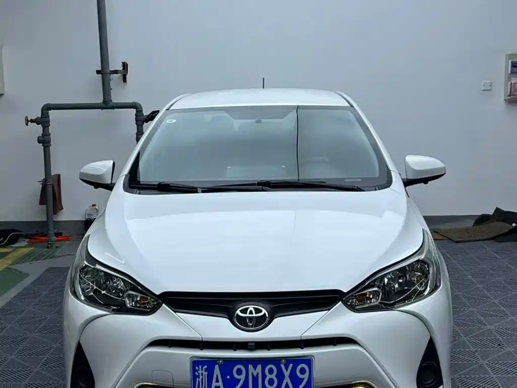 Toyota Yaris L 2019