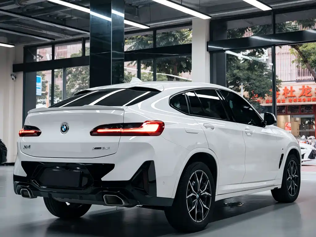 BMW X4 2023 — фото 3