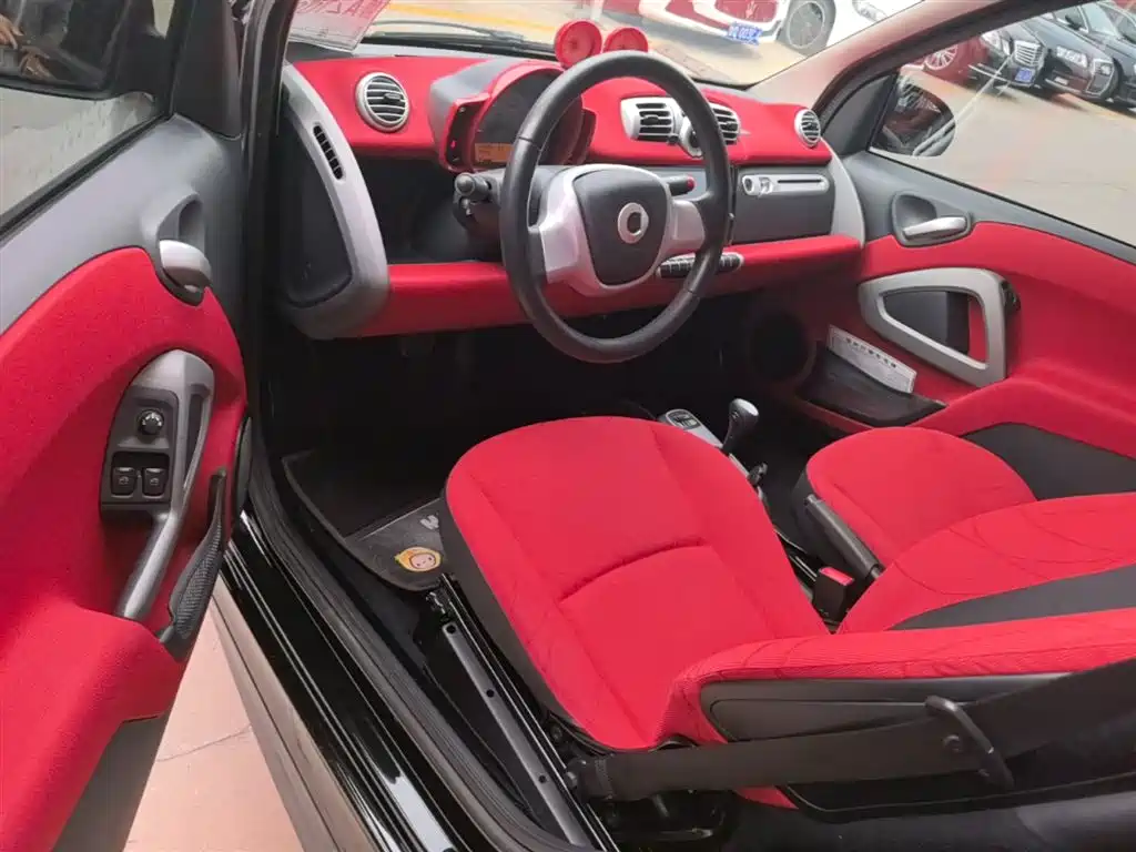 smart Fortwo 2014 — фото 16