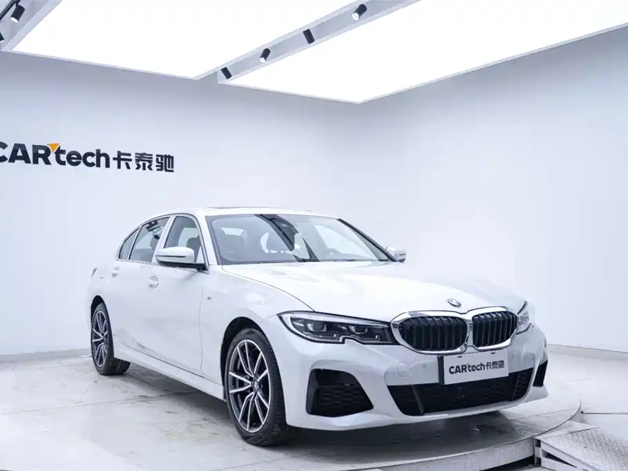 BMW 3 Series 2021