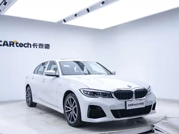 BMW 3 Series 2021