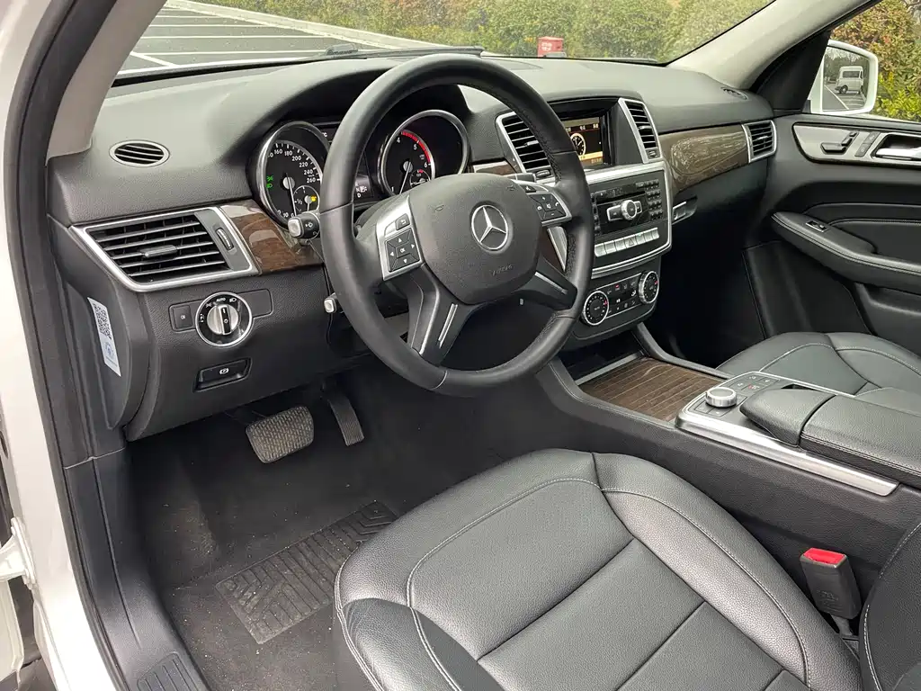 Mercedes-Benz M-Class 2015 — фото 5