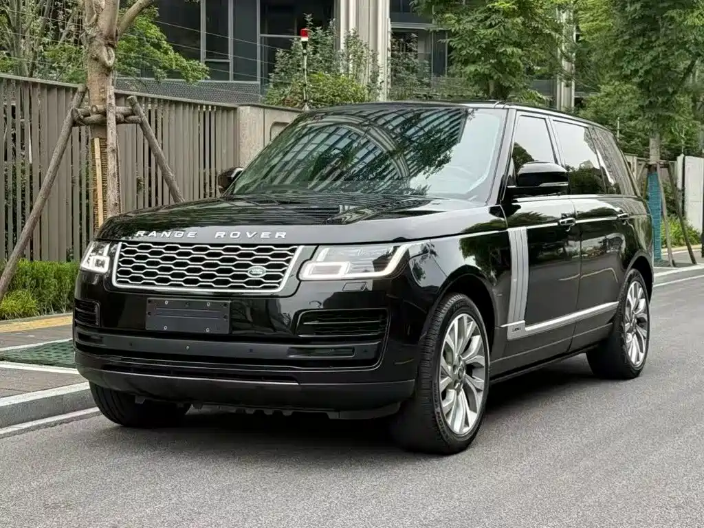Land Rover Range Rover 2019 — фото 1