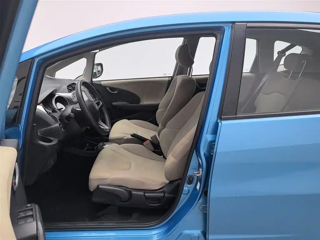 Honda Fit 2012 — фото 10